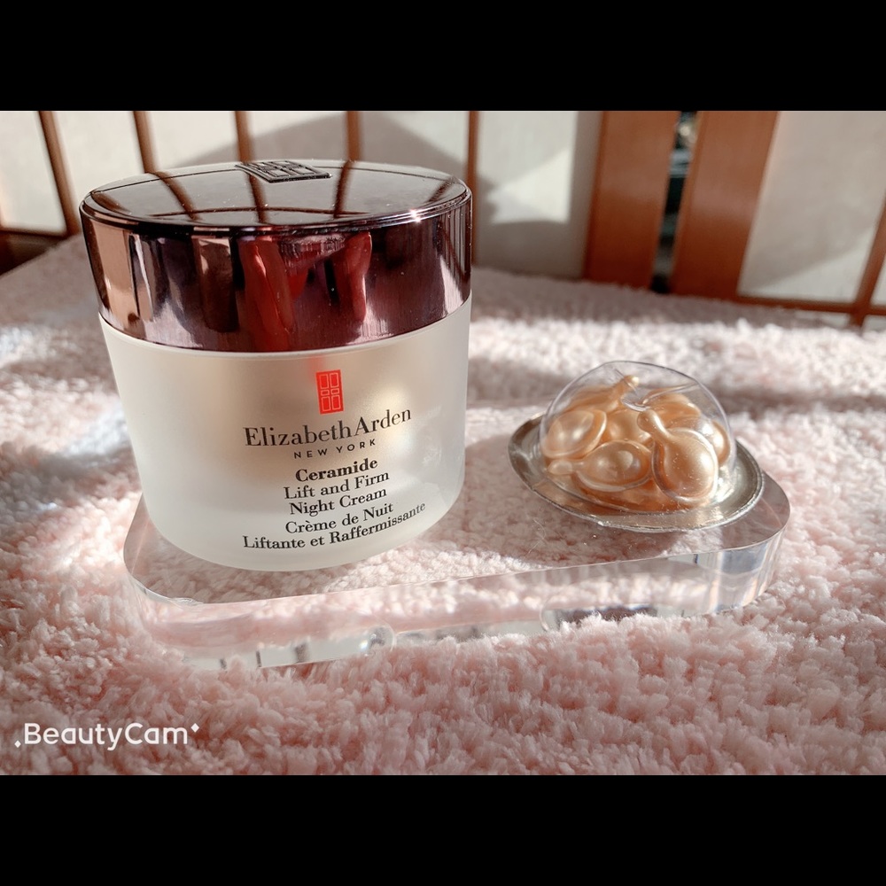 Elizabeth Arden Lift and Firm Night Cream
